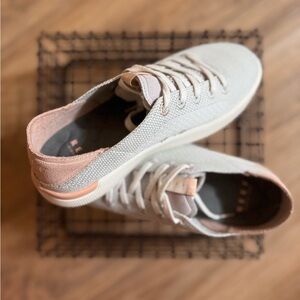 Reef Neptune White Sneakers